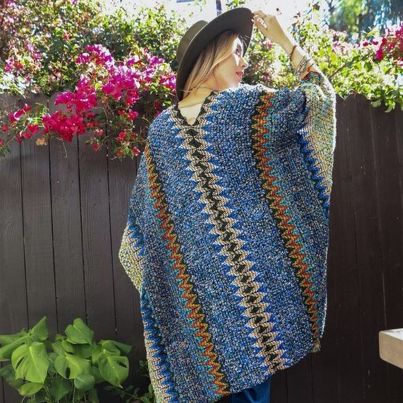 New Bohemian Knit Tasseled Poncho Ruana Cardigan Sweater Hippie Top - Picture 4 of 6